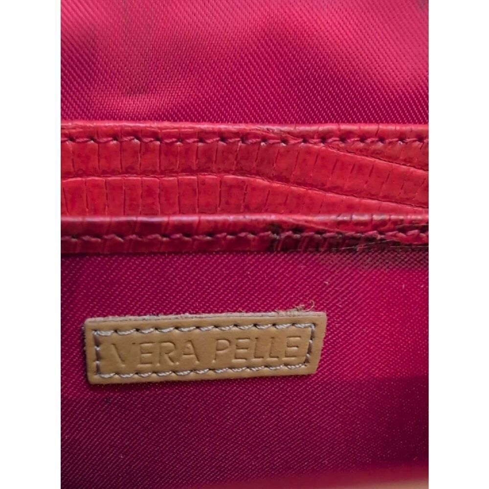 Vera Pelle Red Reptile Textured Leather Kiss Lock Clutch Wallet - Picture 2 of 8